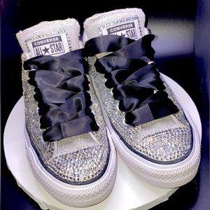 Converse Gray Size 8 Bling Sneakers Pre owned great condition!!